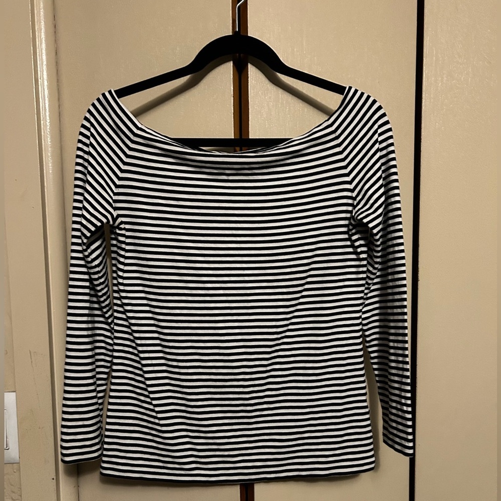 Halogen boat neck/ off the shoulder top medium